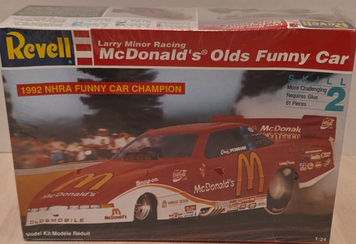 Revell mcdonald larry - revell,