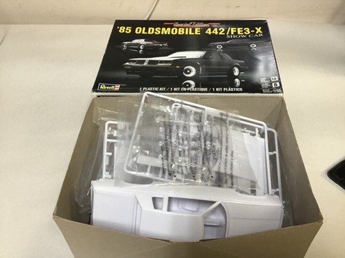 Revell scale 1985 - scale,